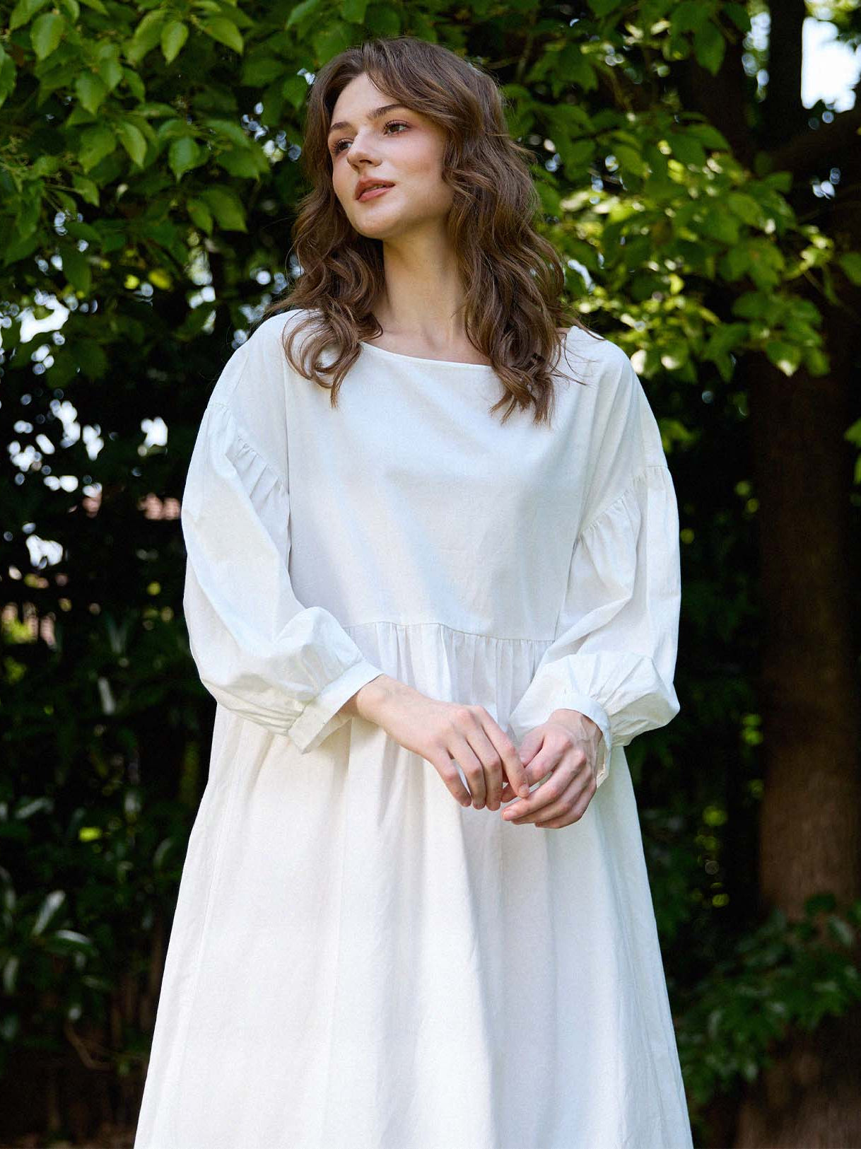 Sueasyretro classic white cotton long sleeve house dress for women.