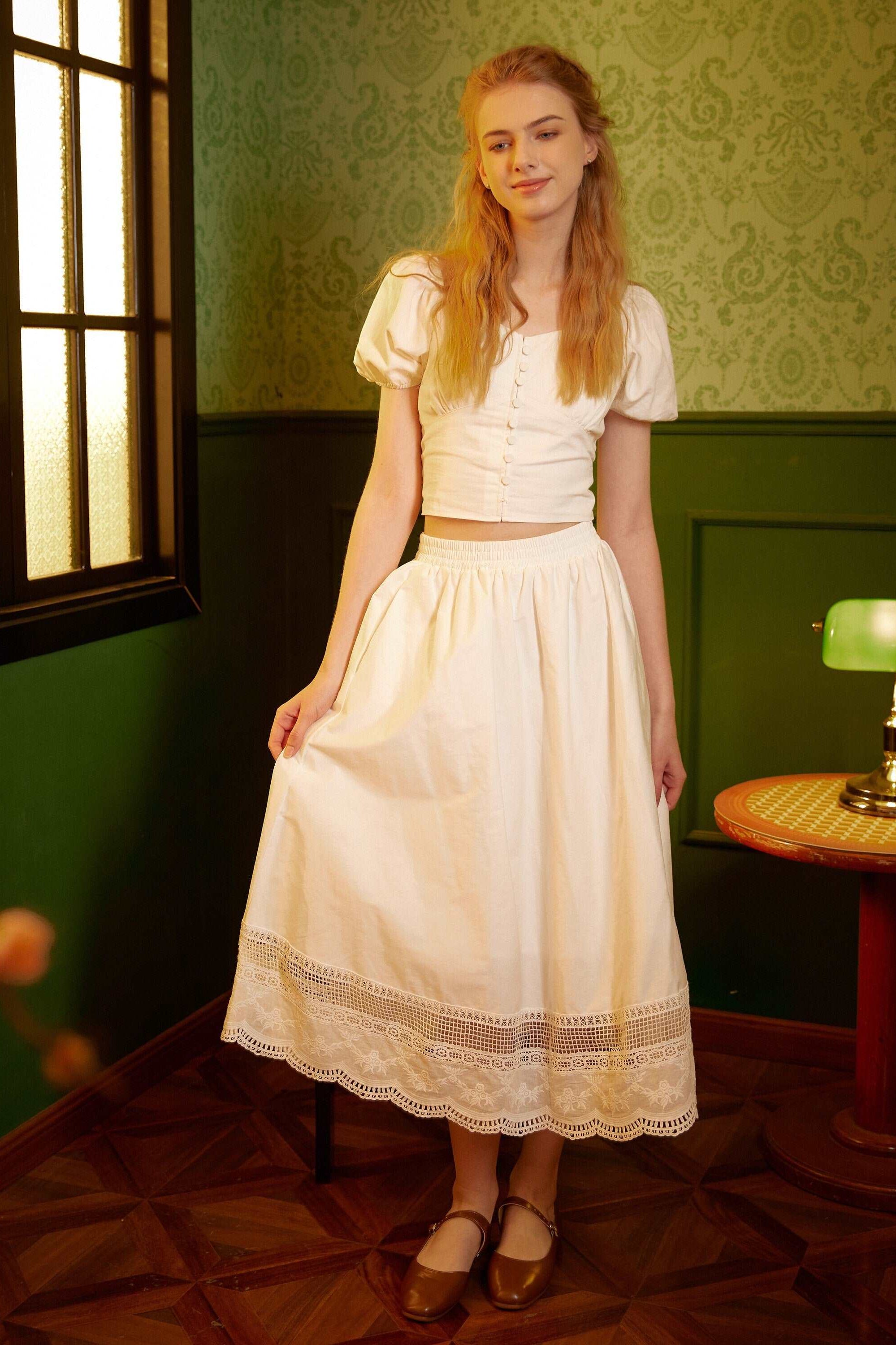 Renaissance Lace skirt Victorian skirt Pocket Skirt with Embroidery Cotton Skirt With Lace Hem Elastic Waist Ren Faire dress with a lining