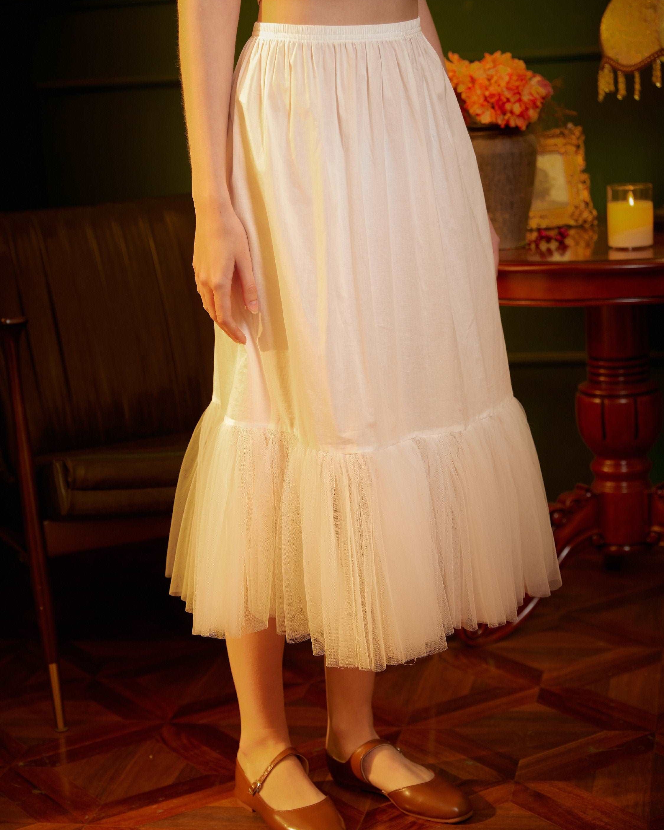 Half Slip Cotton Petticoat Skirt Extender with Pleated Mesh Hem Tulle Underskirt Under Dresses Ivory/Black