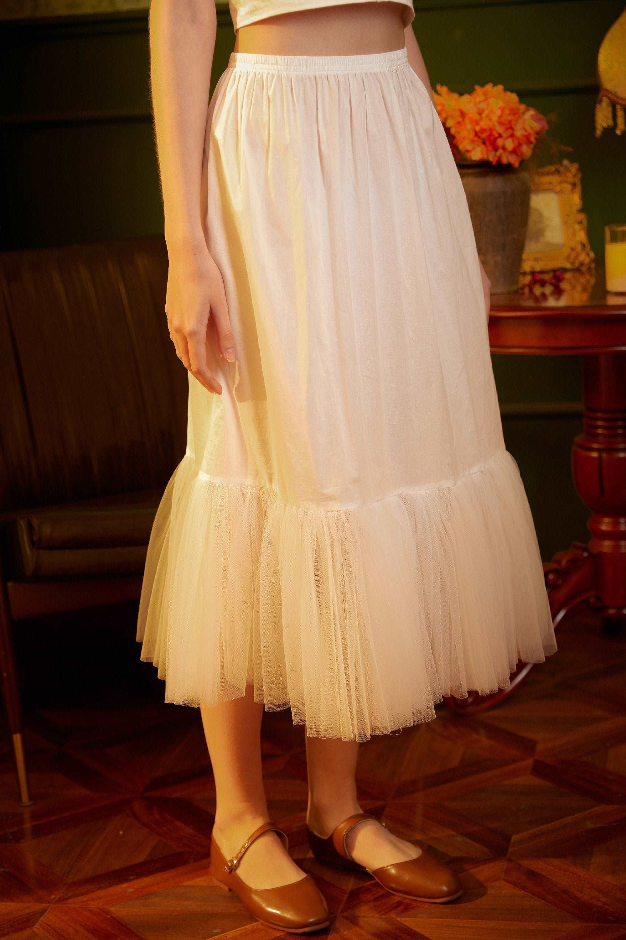 Half Slip Cotton Petticoat Skirt Extender with Pleated Mesh Hem Tulle Underskirt Under Dresses Ivory/Black