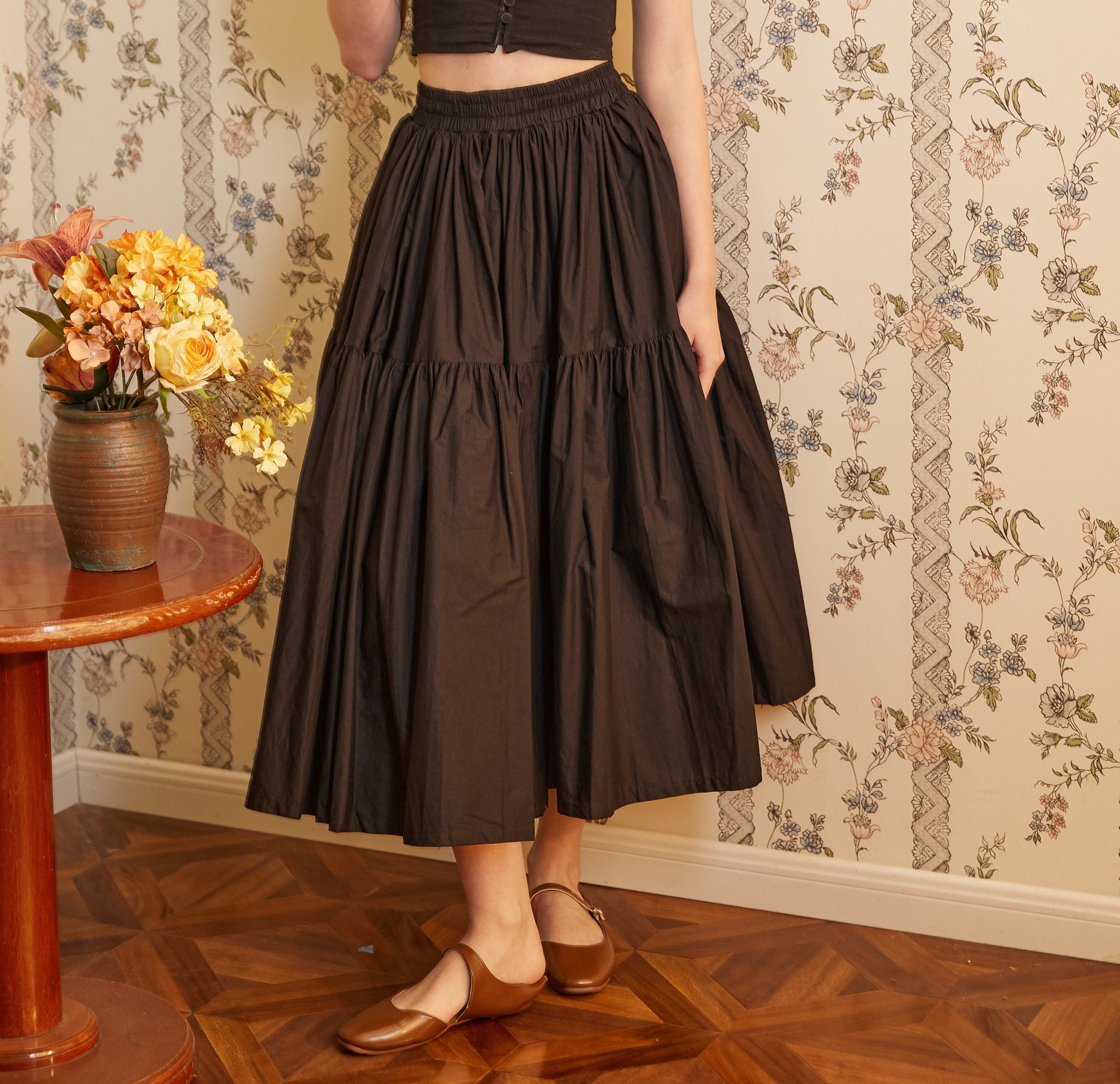 Brown Skirt Tiered Pocket Maxi Skirt Cotton Long Skirt Boho Pleated Skirt Flexible Waistband, Perfect for All Seasons