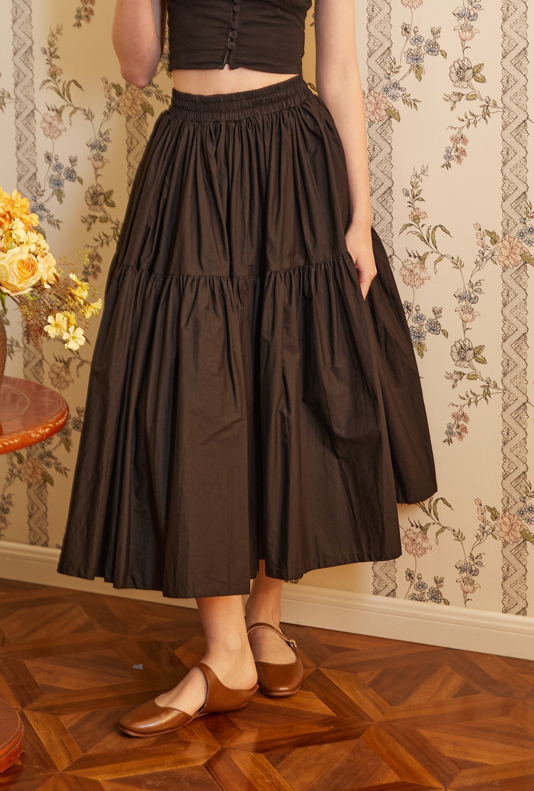 Brown Skirt Tiered Pocket Maxi Skirt Cotton Long Skirt Boho Pleated Skirt Flexible Waistband, Perfect for All Seasons