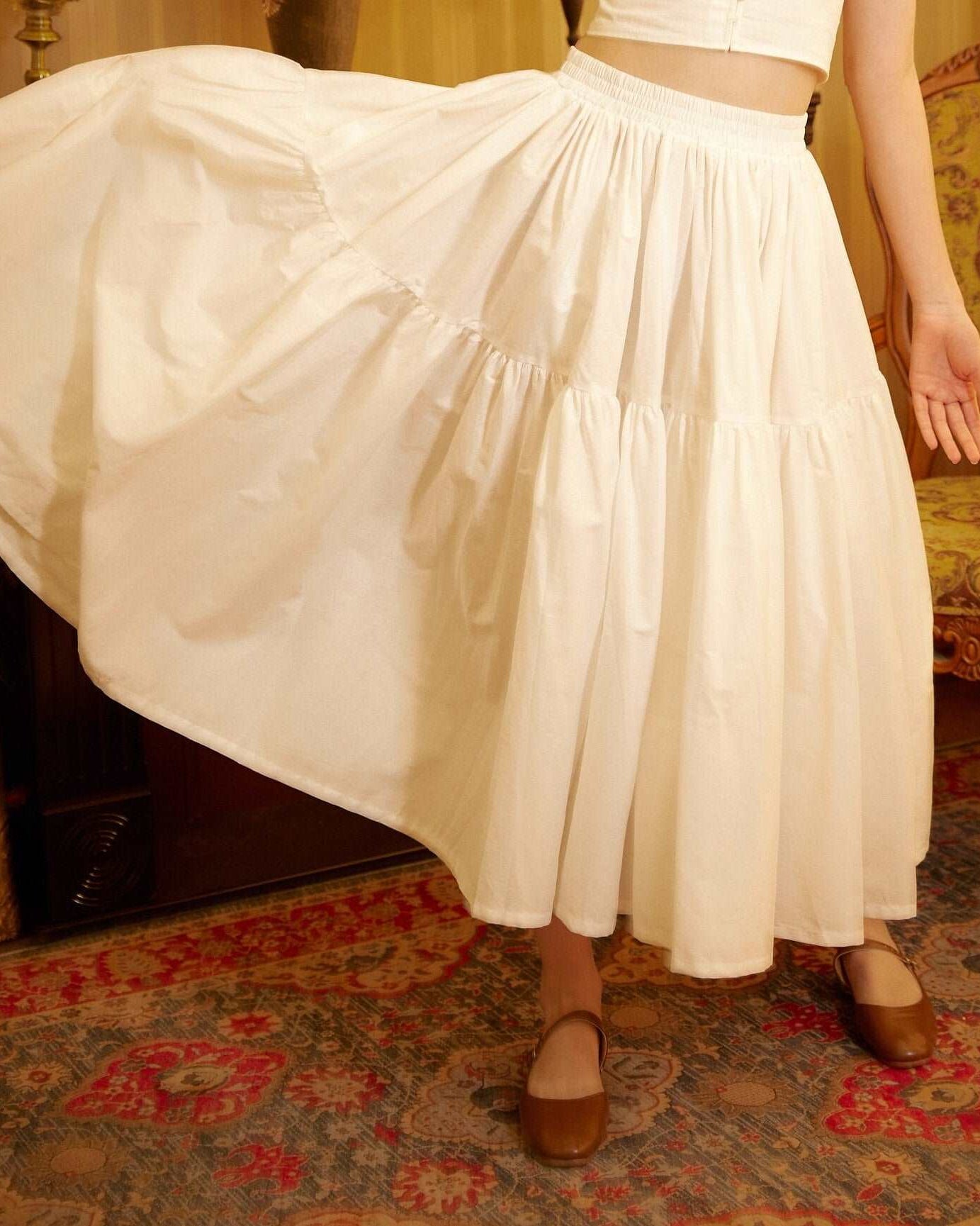 Tiered Pocket Maxi Skirt Cotton White Skirt Long Boho Pleated Skirt Flexible Waistband Versatile and Flattering, Perfect for All Seasons