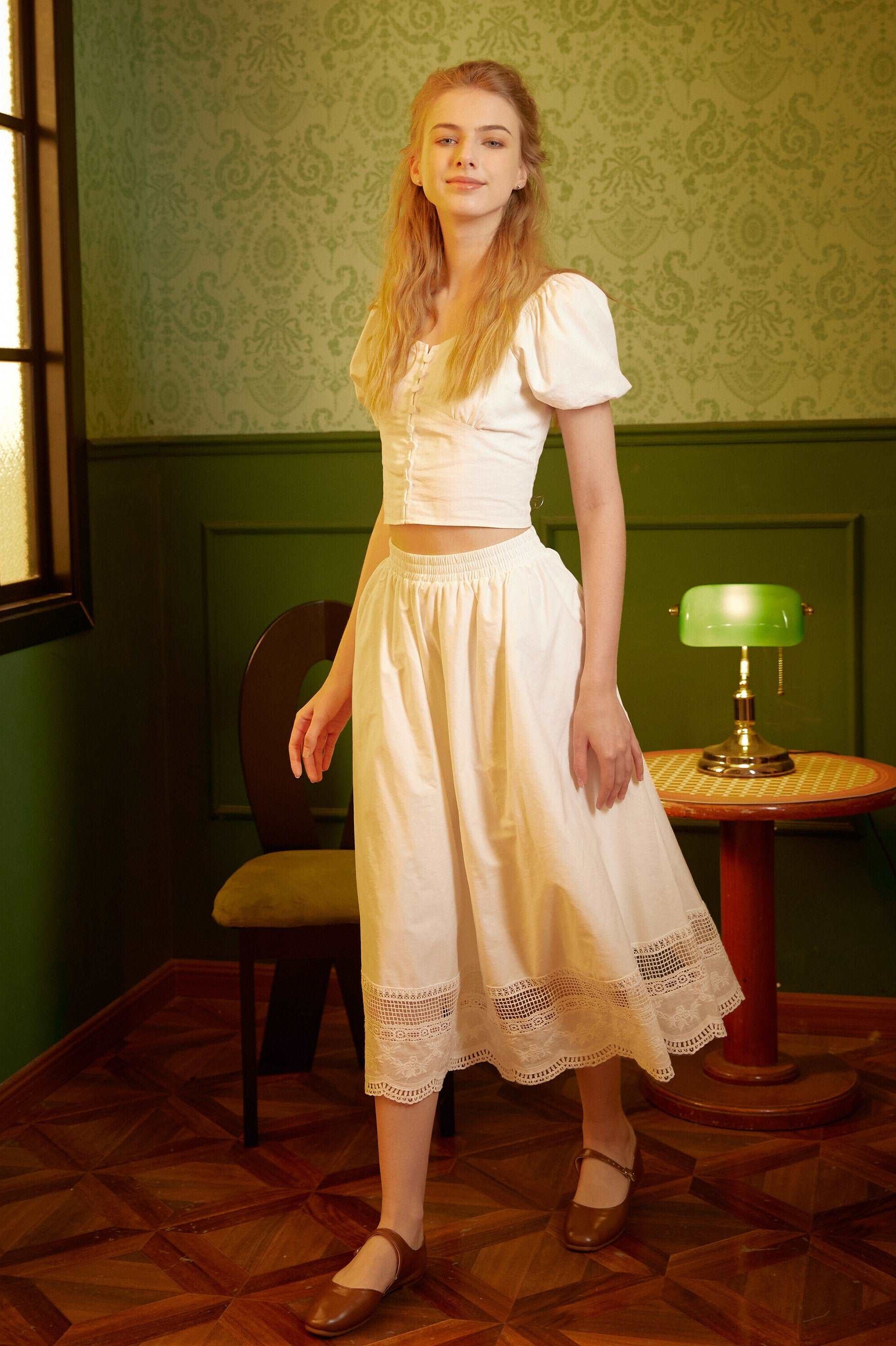 Renaissance Lace skirt Victorian skirt Pocket Skirt with Embroidery Cotton Skirt With Lace Hem Elastic Waist Ren Faire dress with a lining