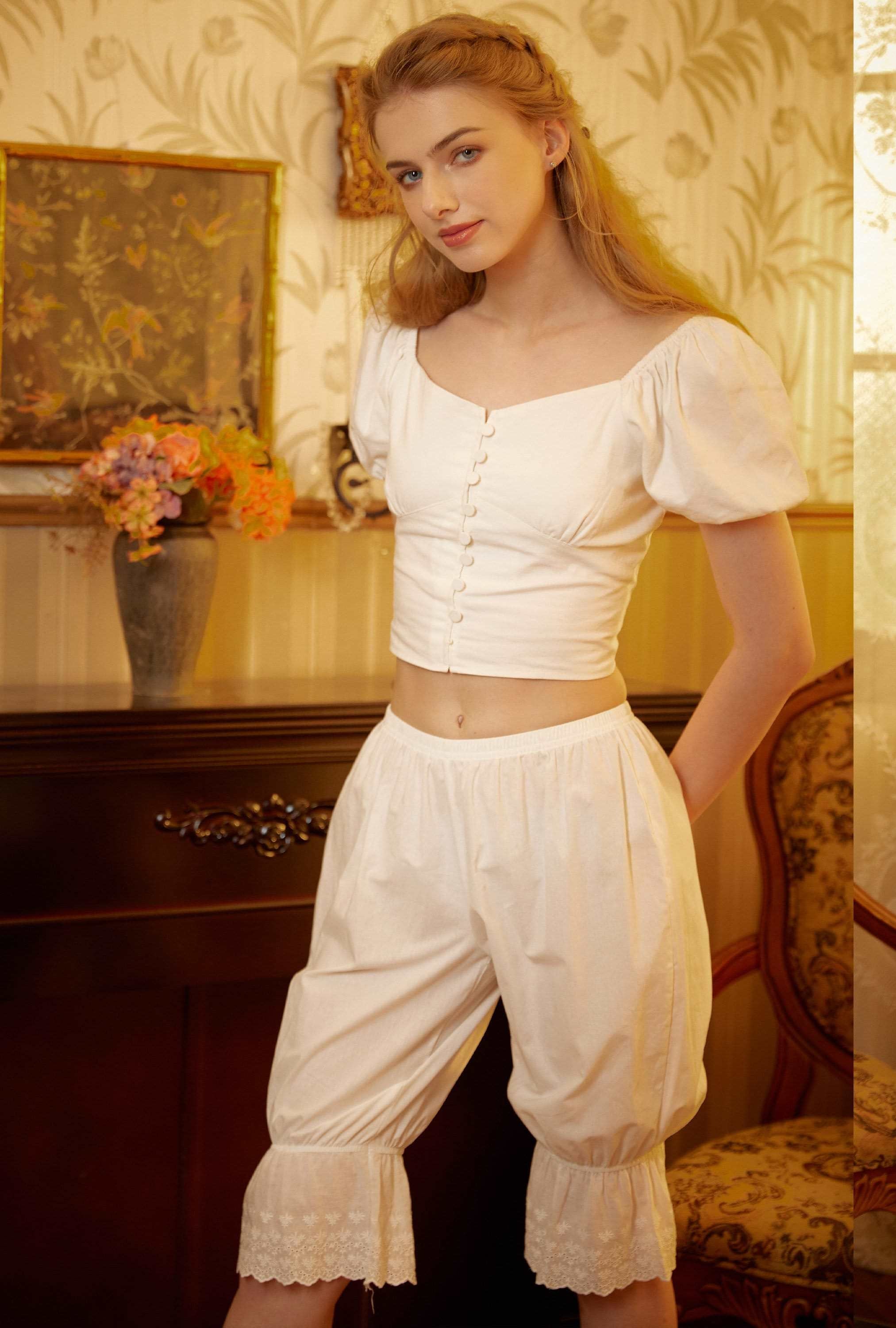 Cotton Bloomers Shorts Women Pantaloons Daisy Embroidery Petal Hem Pajama Capri Pants Vintage Style Cropped Pants Ivory Cream