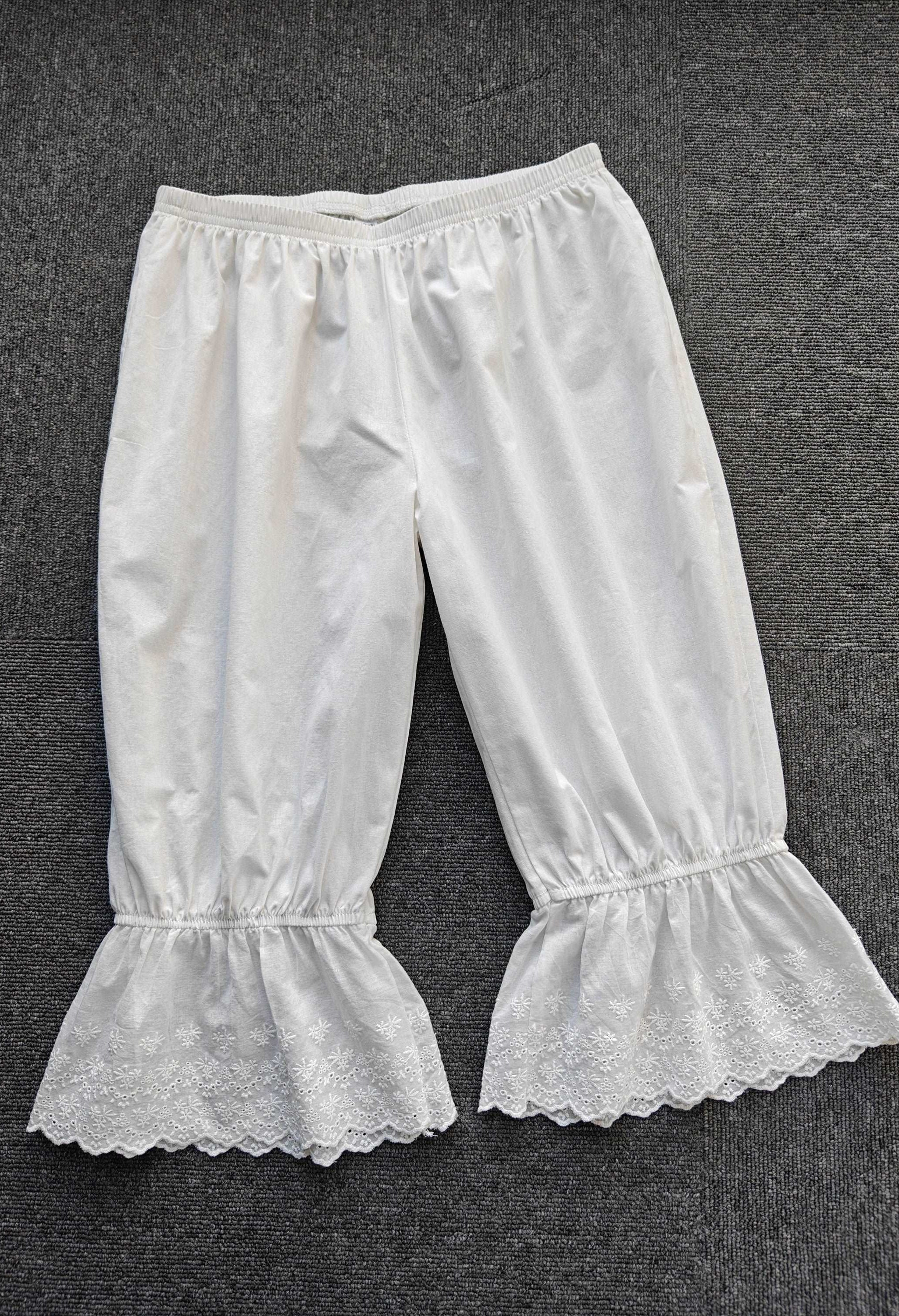 Cotton Bloomers Shorts Women Pantaloons Daisy Embroidery Petal Hem Pajama Capri Pants Vintage Style Cropped Pants Ivory Cream