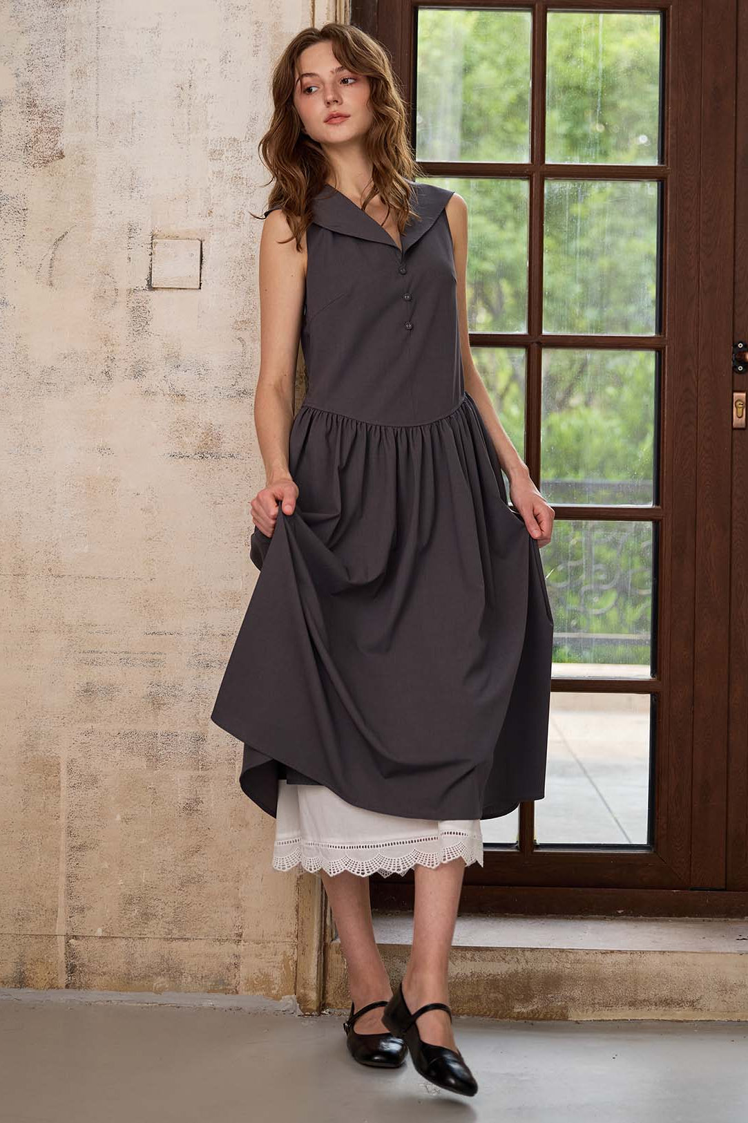Effortless layering with Sueasyretro ivory petticoat. Midi length vintage lace trim underskirt peeking under a dress.