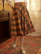 Calf length wool skirt with pockets