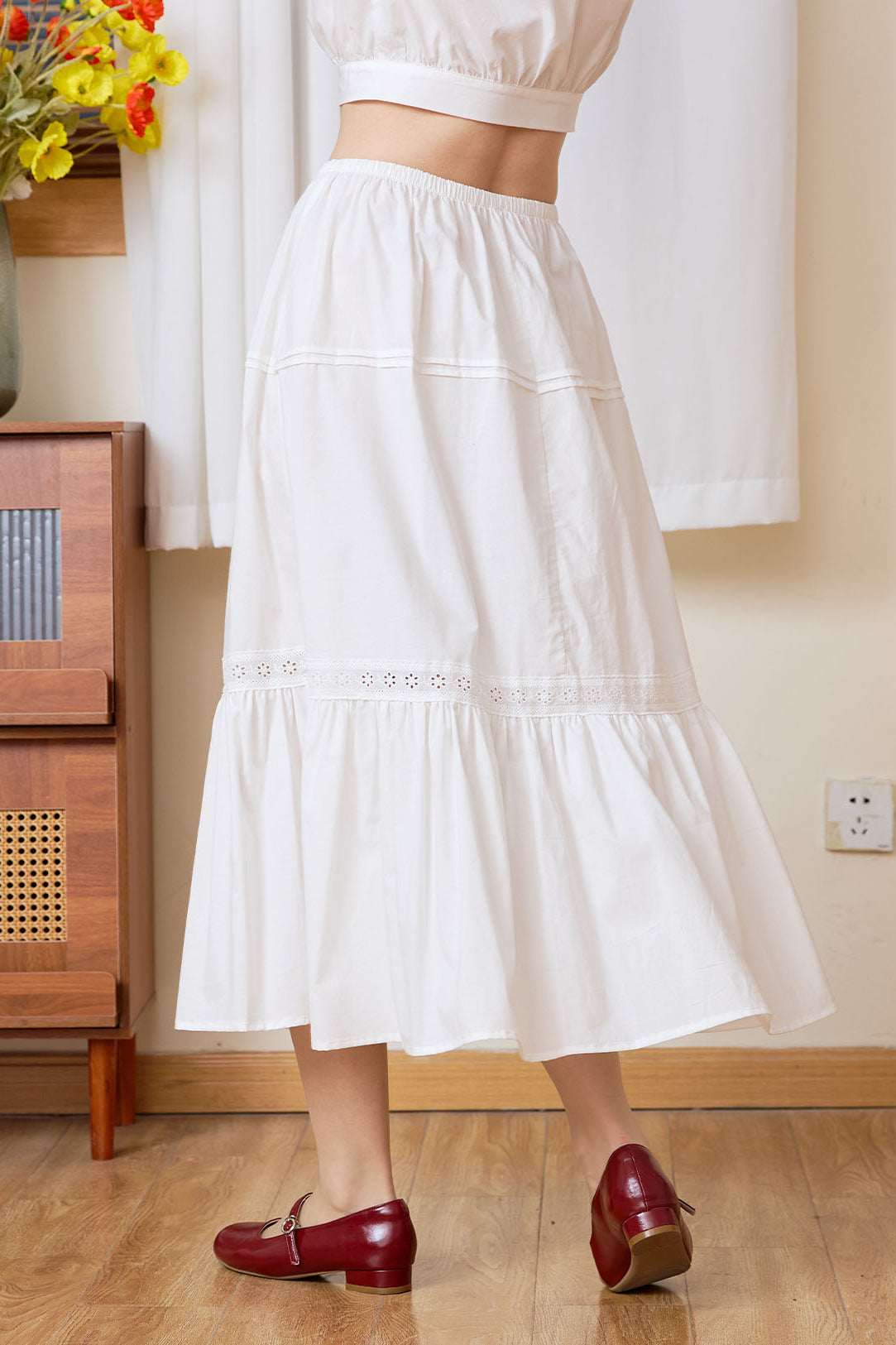 Sueasyretro white 100% cotton midi skirt with ruffle hem and eyelet lace, back view.