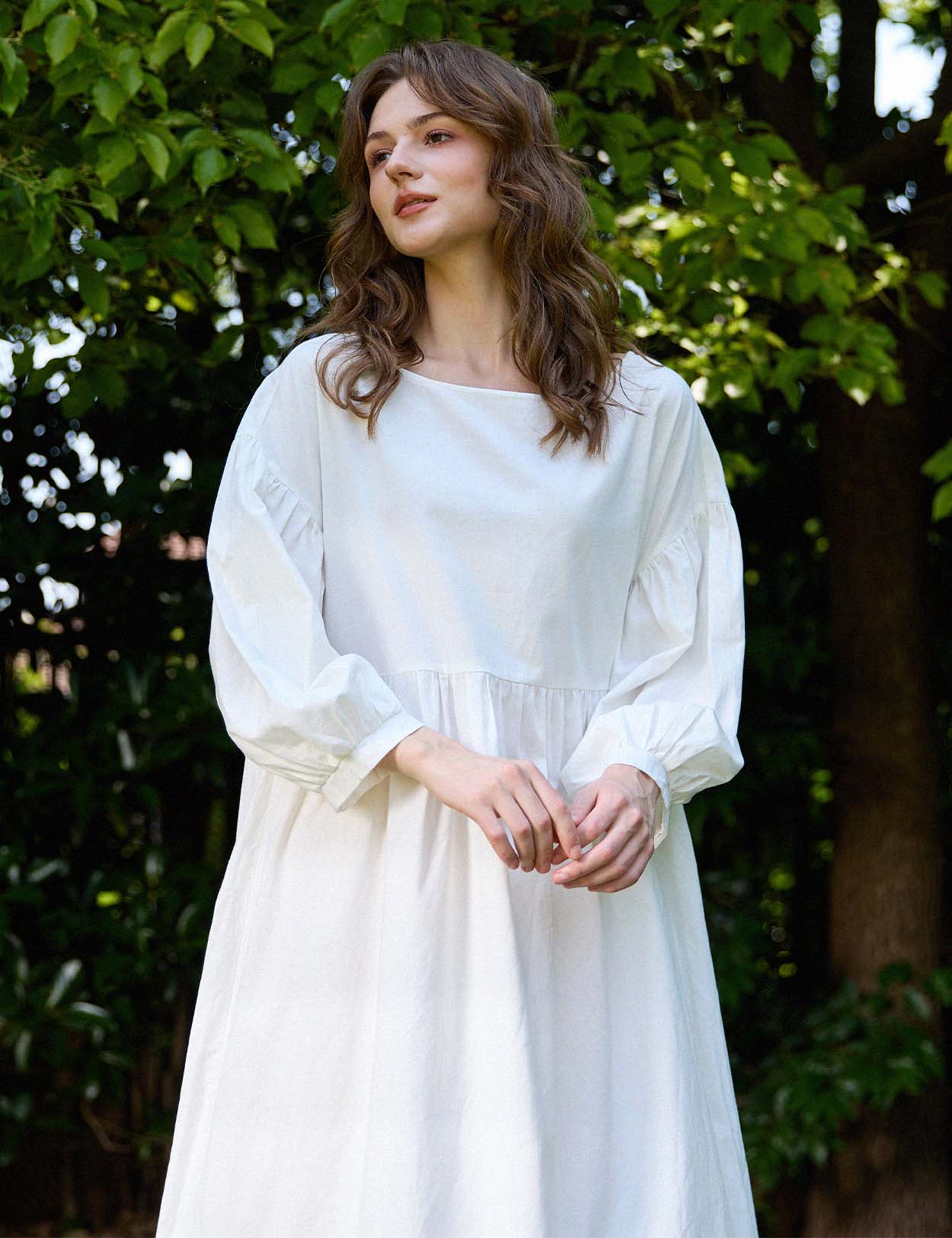 Sueasyretro classic white cotton long sleeve house dress for women.