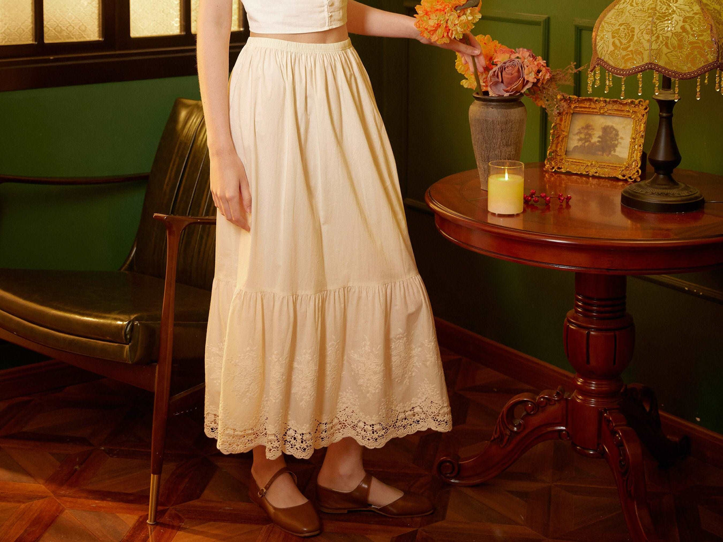 Petticoat Cotton Half Slip Women Skirt Extender with Embroidery Lace Hem Underskirt Elastic Waistband Ivory and Cream