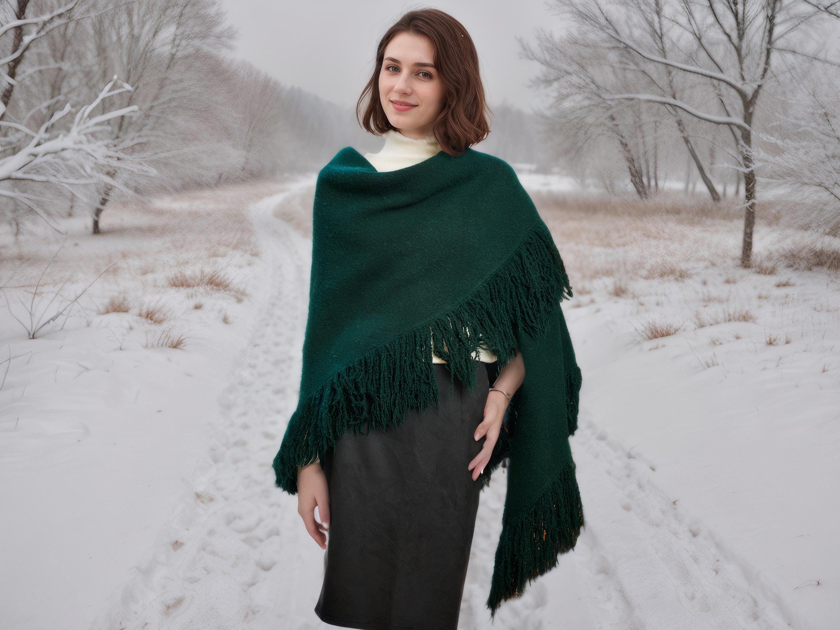 Shawl Warp Wool Blend Knitted Fringed Evening Wrap Green Triangle Thick Shawl Winter Wedding Shawl Bridal Cover Up