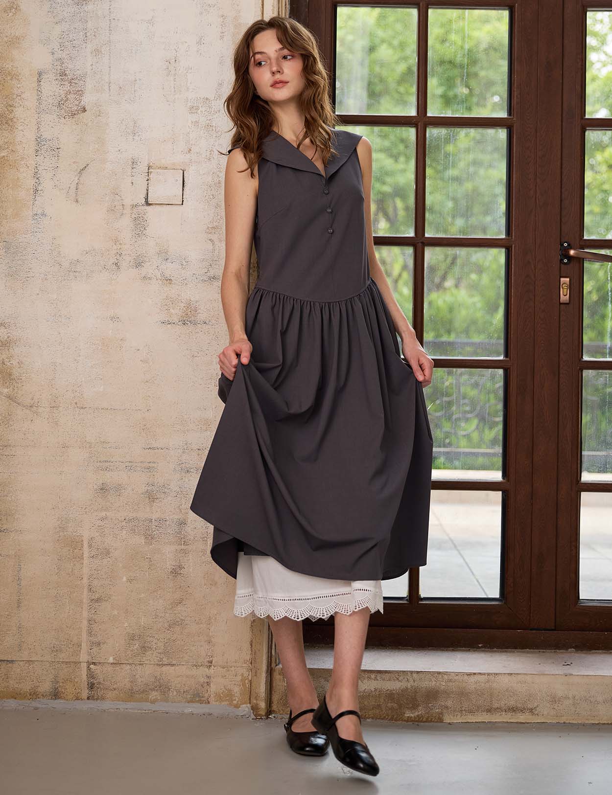 Effortless layering with Sueasyretro ivory petticoat. Midi length vintage lace trim underskirt peeking under a dress.
